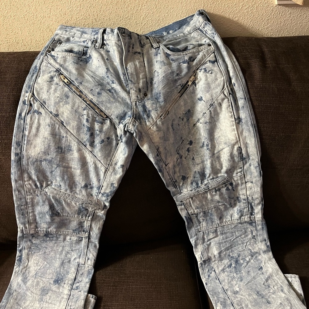 Light blue Jeans